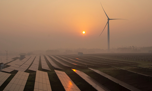 India se convierte en el tercer mayor productor mundial de energía eólica y solar