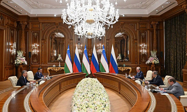 Ministro de Asuntos Exteriores de Rusia, Serguéi Lavrov: Rusia apoya los esfuerzos de Uzbekistán para fortalecer la posición del idioma ruso