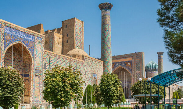 Uzbekistán prevé recibir 15 millones de turistas en 2025