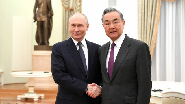 Presidente de la Federación de Rusia y presidente de China discutirán cooperación del BRICS y OCS en mayo