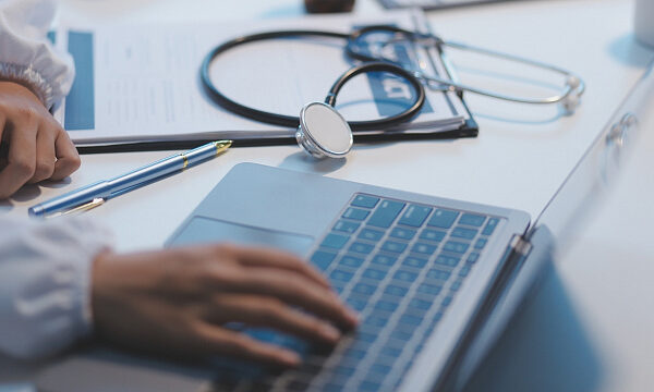 Egipto refuerza el control de la calidad médica