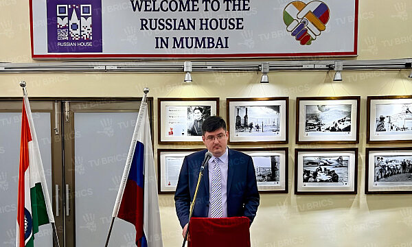 Rusia y Bielorrusia conmemoran el 80 aniversario de la Victoria en Bombay