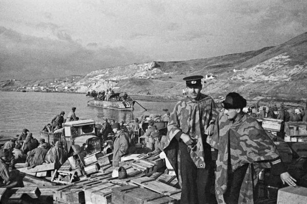 Rusia | Especiales 80° Aniversario De La Victoria | Liberación de Crimea.