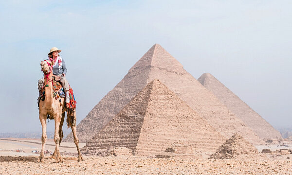 Egipto apunta a recibir 30 millones de turistas al año