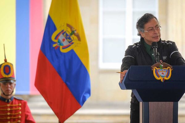 Colombia | Presidente Petro dijo que el acto de perdón a comunidad de San José de Apartadó fue ‘un tanto hipócrita’ porque no estuvo el Estado en su conjunto