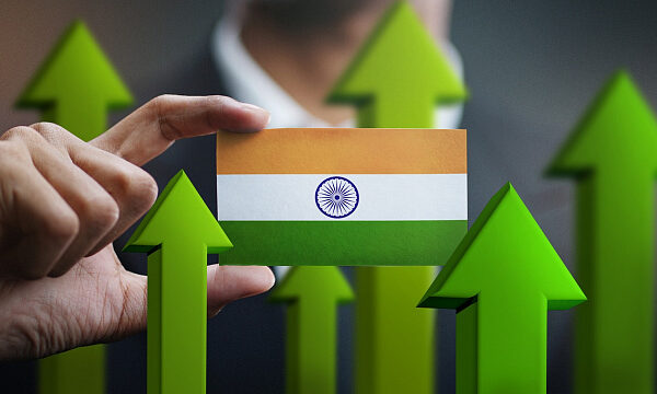 India mantiene su impulso económico con crecimiento anual del 6,5 %