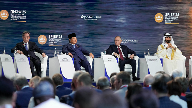 Vladímir Putin: BRICS representan el 40 % de la economía mundial