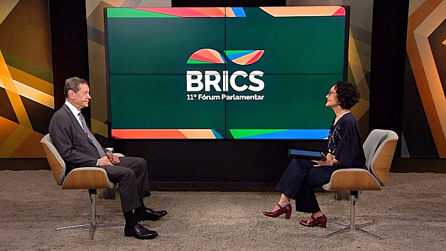 Primer vicepresidente de la Duma Estatal de Rusia, Alexánder Zhukov: Estamos preparados para compartir con los países BRICS nuestra experiencia en la regulación de la inteligencia artificial