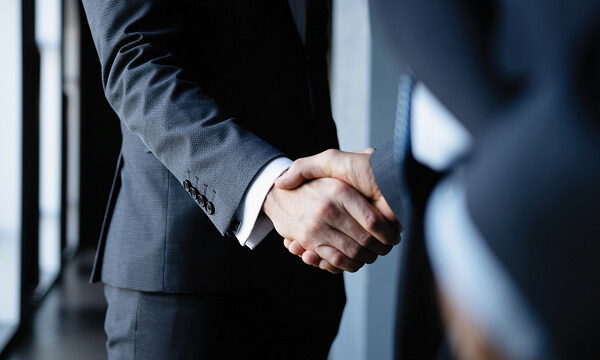 UEE e Indonesia concluyen negociaciones para un acuerdo de libre comercio