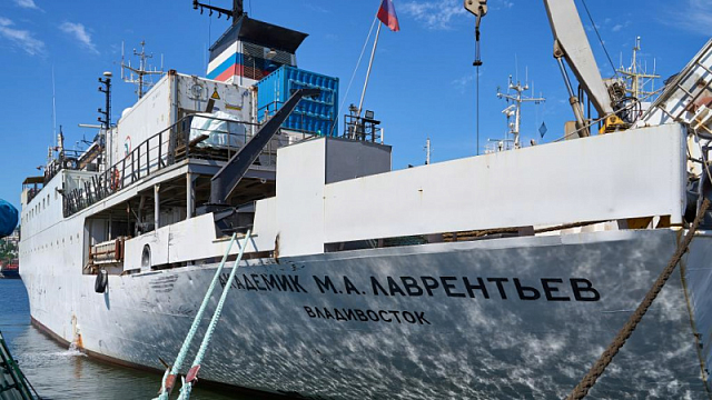 Expedición marítima ruso-china parte desde Vladivostok