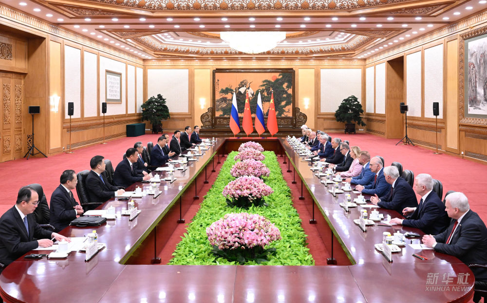 Aumenta el fortalecimiento de la cooperación entre los parlamentos de Rusia y China.