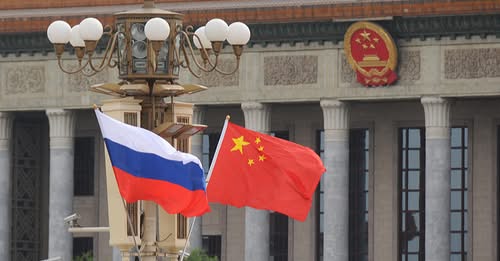 Xi Jinping y Vladímir Putin mantienen una conversación telefónica
