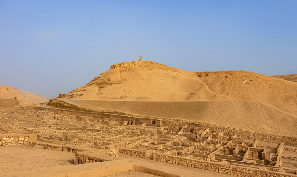 China se une a una importante excavación arqueológica en la antigua capital egipcia