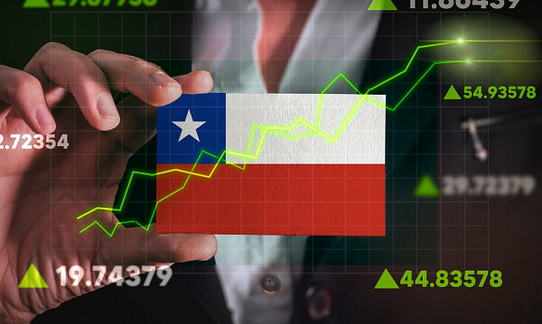 Economía de Chile creció 3,1 % en el segundo trimestre impulsada por consumo e inversión