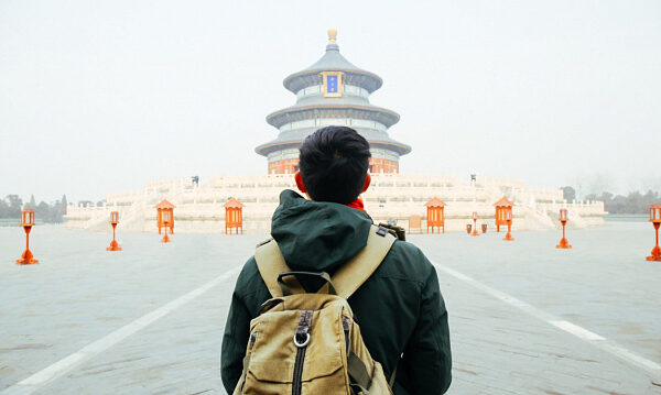 China lanza nueva visa para jóvenes talentos en ciencia y tecnología