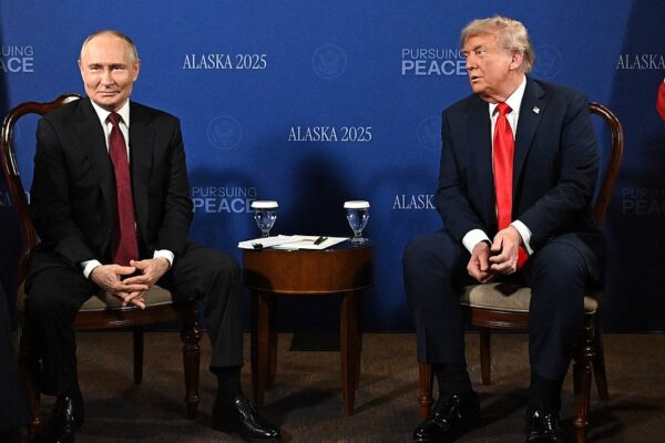 Conferencia de Prensa Conjunta de Putin y Trump en Alaska.