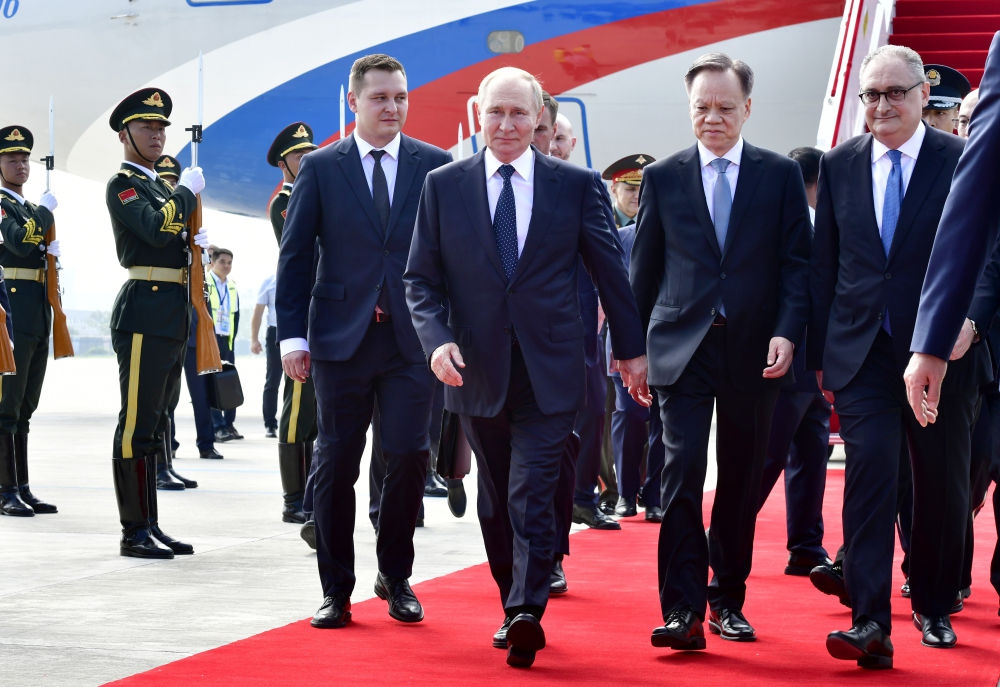 Cumbre OCS | Putin llega a China y arranca su visita (Video)