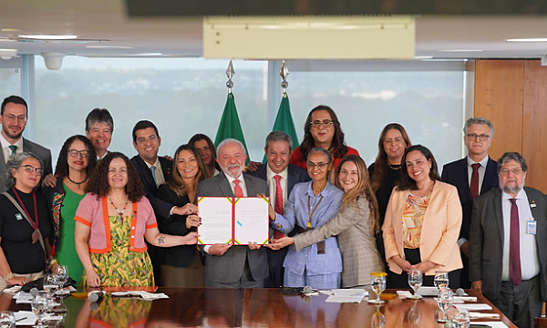 Autoridades de Brasil prohíben las pruebas cosméticas en animales